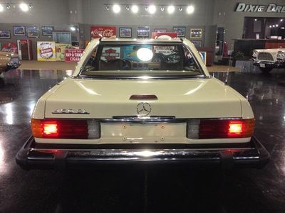 1977 Mercedes-Benz 450SL Roadster Both Tops - Click to see full-size photo viewer