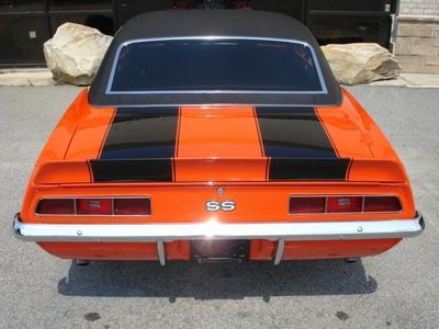 1969 Chevrolet Camaro SS 350 - Click to see full-size photo viewer