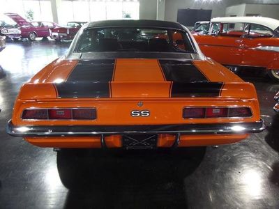 1969 Chevrolet Camaro SS 350 - Click to see full-size photo viewer